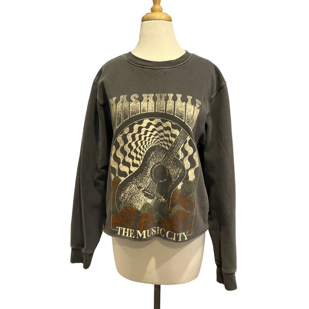 Girl Dangerous Nashville cropped Sweatshirt with Guitar Design - Picture 2 of 7